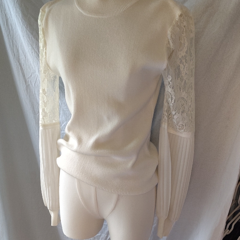 Elegant Cream Lace Sleeve Blouse